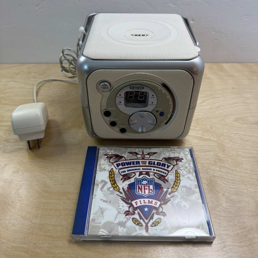 Jensen CD-555 Portable Bluetooth CD Player FM Radio Silver White Cube Boombox